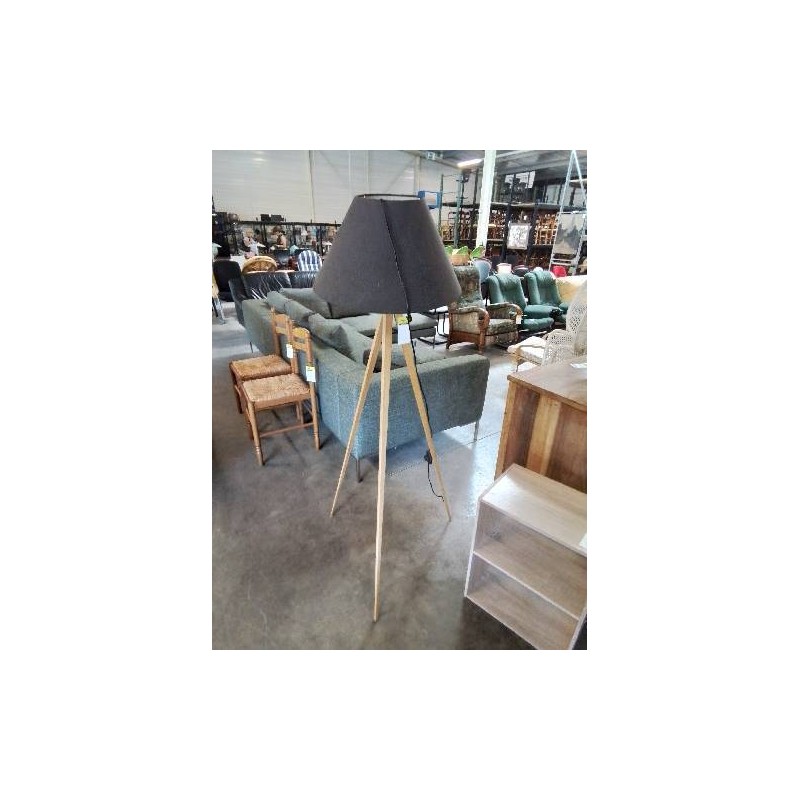 LAMPADAIRE TRIPODE BOIS AJ CHOCOLAT 