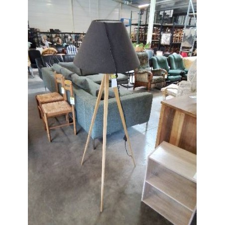 LAMPADAIRE TRIPODE BOIS AJ CHOCOLAT 