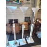 LAMPADAIRE MÉTAL BLANC AJ VERRE OPALESCENT CONFIDENCE AND LIGHT