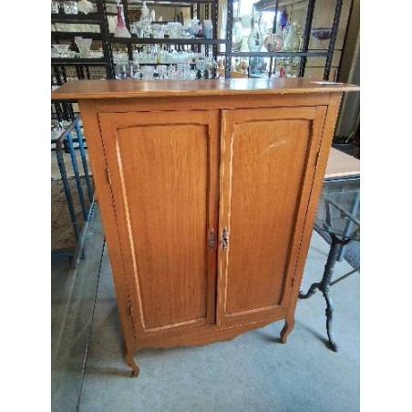 MEUBLE 2 PORTES BOIS CLAIR PIEDS CAMBRÉ