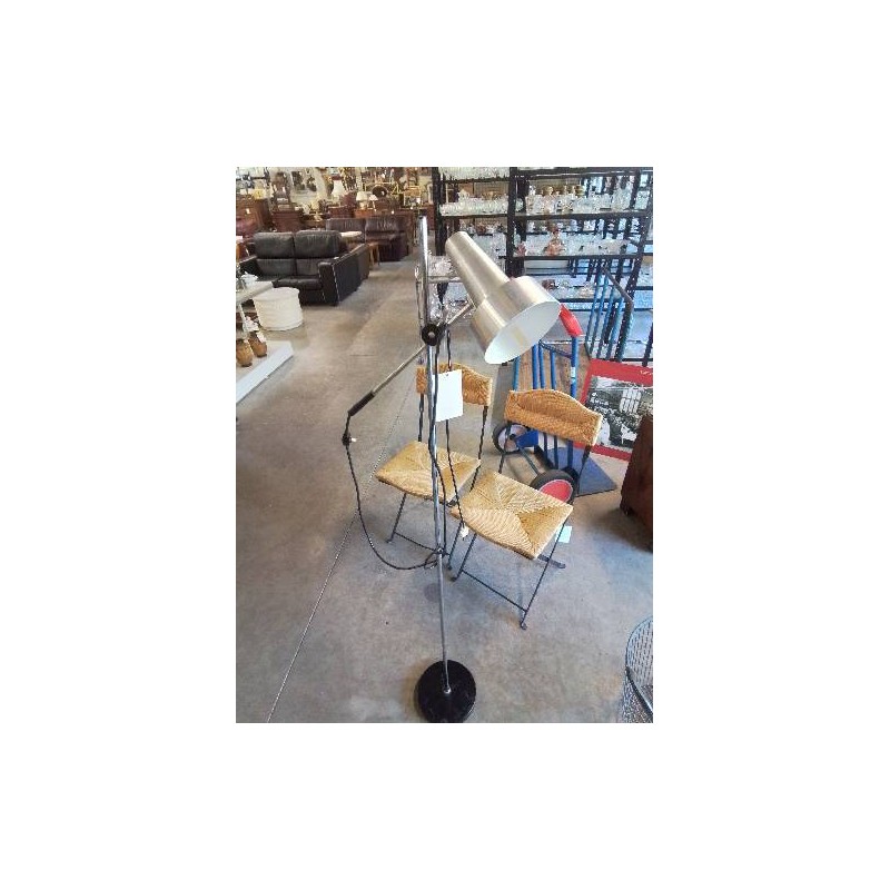 LAMPADAIRE SPOT MÉTAL CHROMÉ ET NOIR HAUTEUR AJUSTABLE ANNÉES 50