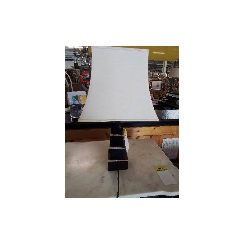 LAMPE PAGODE BOIS ET PLEXIGLAS AJ ECRU