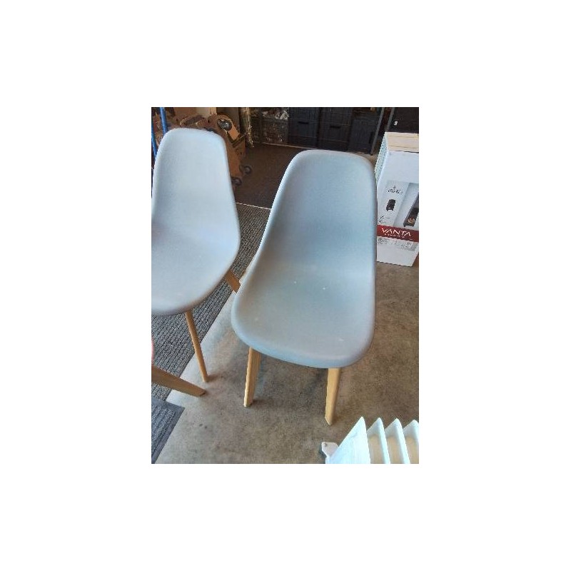 CHAISE RÉSINE GRIS PIÈTEMENT BOIS CLAIR