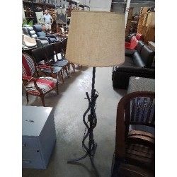 LAMPADAIRE MÉTAL NOIR AJ ÉCRU 