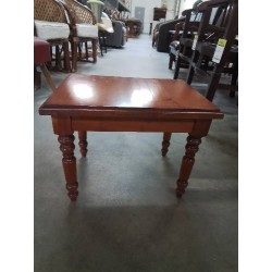 PORTE PLANTE RECTANGULAIRE BOIS CLAIR PIEDS TOURNÉS 
