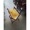 PORTE REVUES PLIANT BOIS ET TISSU JAUNE DÉBUT XXE