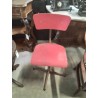 TABOURET D’ATELIER MÉTAL ET BOIS ROUGE MILIEU XXE