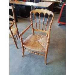 FAUTEUIL DE CHEMINÉE BOIS TOURNÉ PAILLÉ DOSSIER A BARREAUX VERTICAUX 