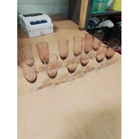 7 FLÛTES A CHAMPAGNE VERRE TEINTÉ
