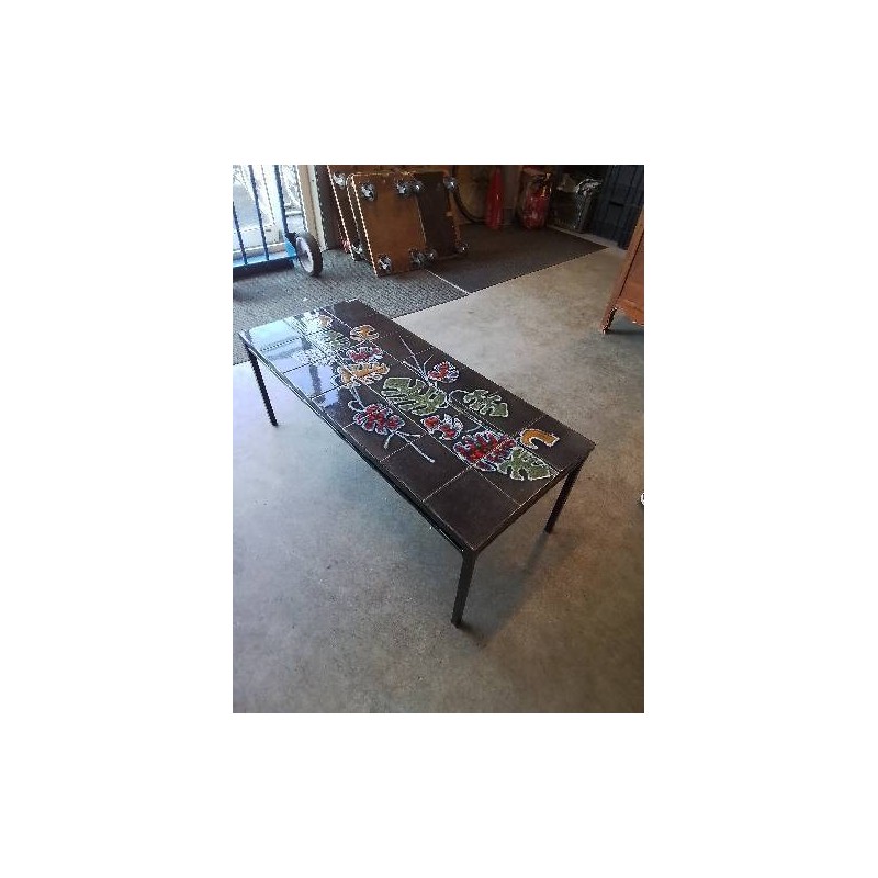 TABLE BASSE PIÈTEMENT METAL NOIR PLATEAU CARRELÉ DÉCOR AUX FEUILLES ADRI VALLAURIS ANNÉES 50