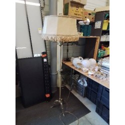 LAMPADAIRE TRIPODE MÉTAL DORÉ AJ ÉCRU A FRANGES 