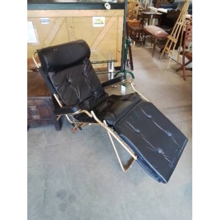 FAUTEUIL RELAX MÉTAL DORÉ ET CUIR NOIR SAMTI ANNÉES 60/70