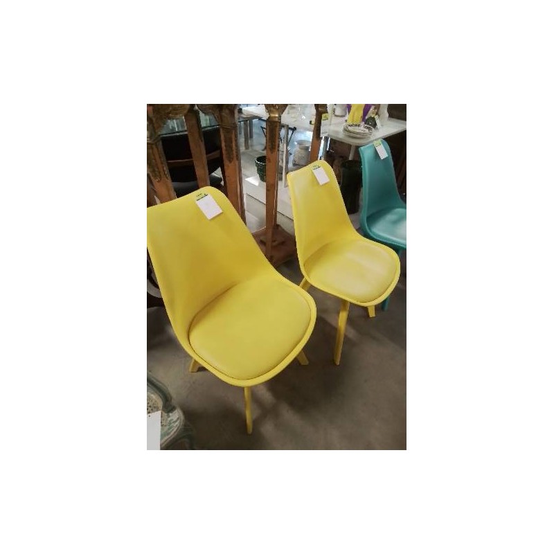 CHAISE RÉSINE JAUNE PIEDS COMPAS