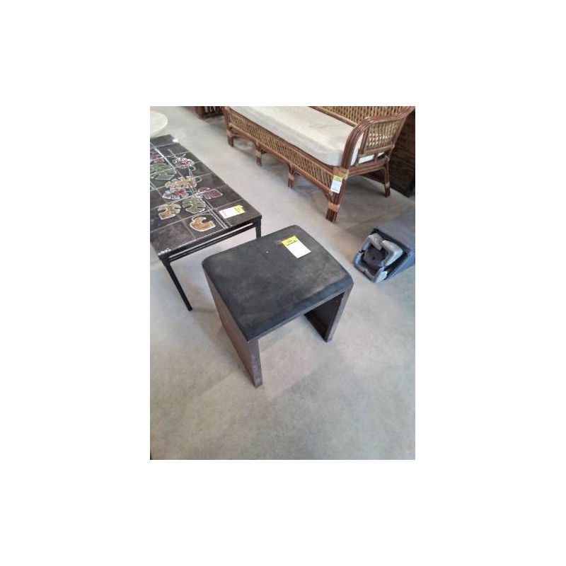 TABOURET PIÈTEMENT MÉTAL NOIR ASSISE  TISSU NOIR ZEUS ITALY EN L\'ÉTAT 