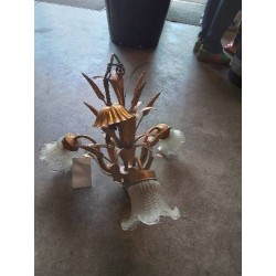 SUSPENSION MÉTAL DORÉ AUX ÉPIS 3 FEUX VERRE