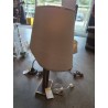 LAMPE GAINÉ CUIR CHOCOLAT ET LAITON AJ ECRU LISERÉ DORÉ 