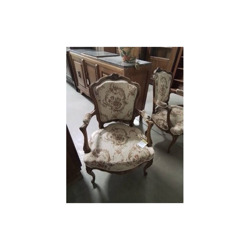 CABRIOLET BOIS ASSISE ET DOSSIER CAPITONNÉ TISSU ÉCRU FLEURI STYLE RÉGENCE 