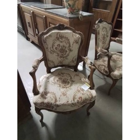 CABRIOLET BOIS ASSISE ET DOSSIER CAPITONNÉ TISSU ÉCRU FLEURI STYLE RÉGENCE 