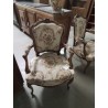 CABRIOLET BOIS ASSISE ET DOSSIER CAPITONNÉ TISSU ÉCRU FLEURI STYLE RÉGENCE 
