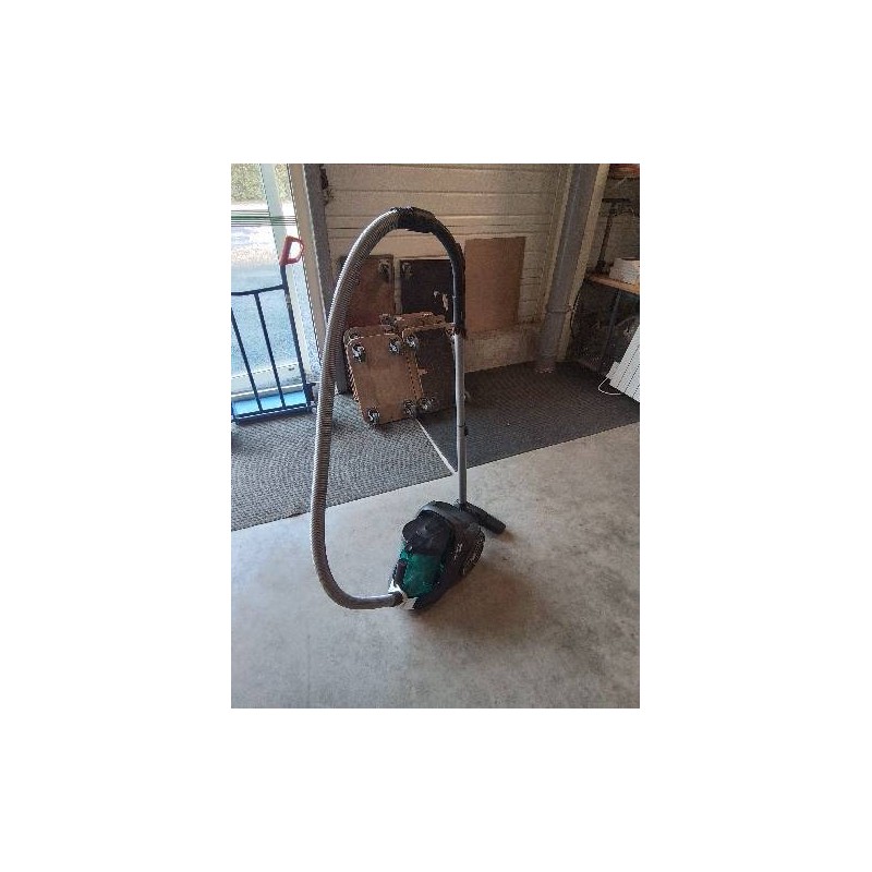 ASPIRATEUR TRAINEAU SANS SAC ROWENTA SILENCE FORCE CYCLONIC RO7212EA