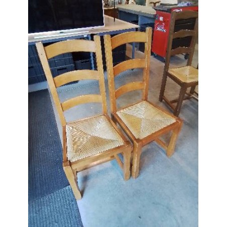 PAIRE DE CHAISE BOIS CLAIR PAILLÉ A ENTRETOISE DOSSIER 3 BARREAUX 