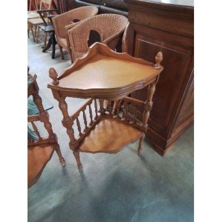 CONSOLE D’ANGLE A COLONNES BOIS CLAIR CHANTOURNÉ 2 NIVEAUX 