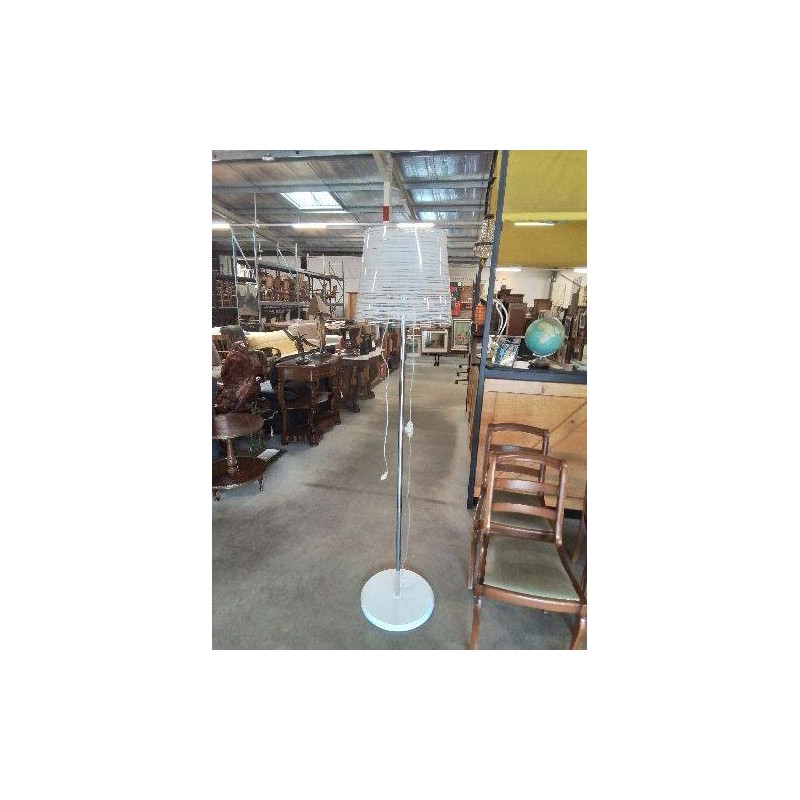 LAMPADAIRE MÉTAL CHROMÉ ET RÉSINE BLANC AJ TRANSPARENT EMPORIUM ITALY