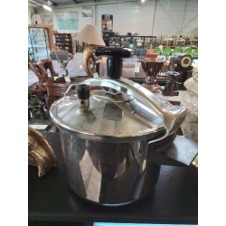 COCOTTE MINUTE SEB TOUS FEUX SAUF INDUCTION 