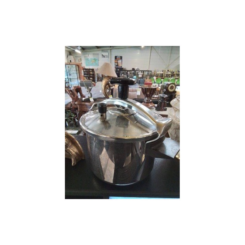 COCOTTE MINUTE SEB TOUS FEUX SAUF INDUCTION 