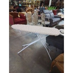 TABLE  A REPASSER PIÈTEMENT MÉTAL BLANC TISSU ECRU 