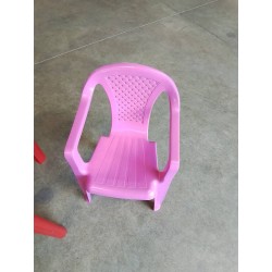 CHAISE ENFANT RÉSINE ROSE