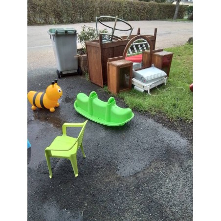BASCULE ENFANT RÉSINE VERT