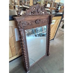MIROIR RECTANGULAIRE A COLONNES TORSADÉS BOIS SCULPTÉ AUX LIONS