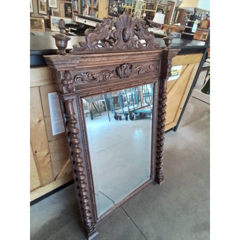 MIROIR RECTANGULAIRE A COLONNES TORSADÉS BOIS SCULPTÉ AUX LIONS