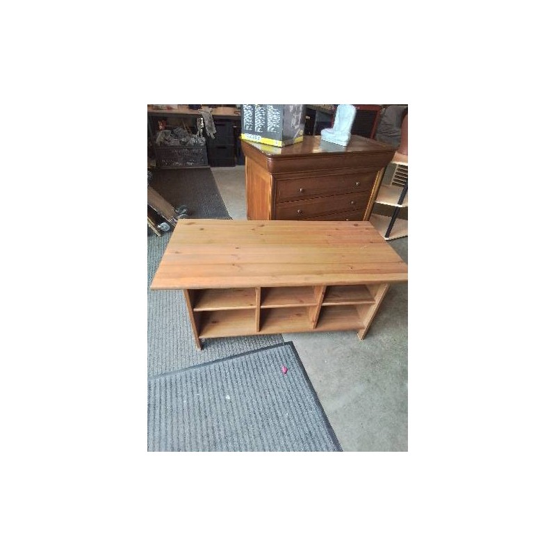 TABLE BASSE RECTANGULAIRE PIN 6 NICHES 