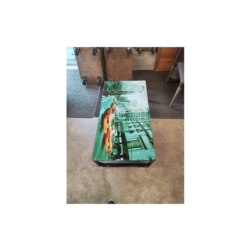 TABLE BASSE RECTANGULAIRE PIÈTEMENT MÉTAL PLATEAU VERRE 