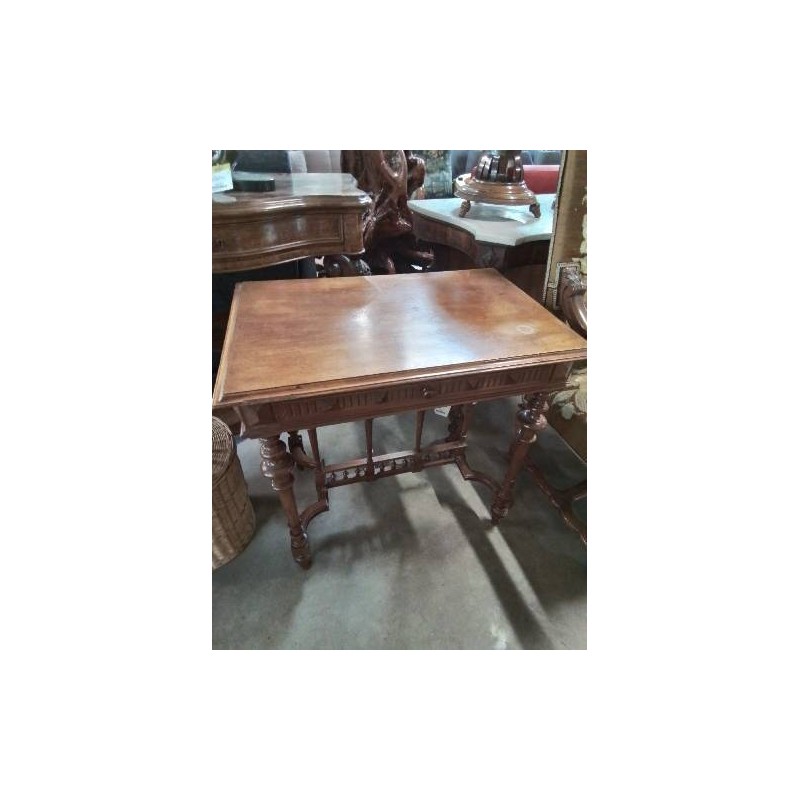 TABLE DE MILIEU A COLONNES BOIS SCULPTÉ 1 TIROIR FIN XIXE 