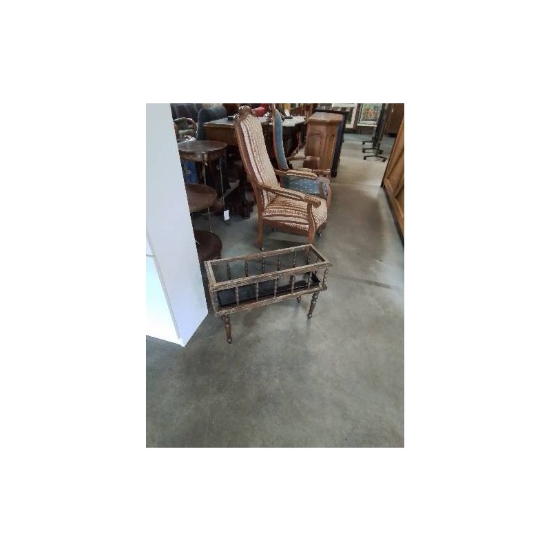 JARDINIÈRE RECTANGULAIRE BOIS A BARREAUX 
