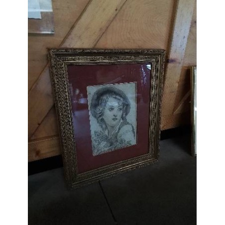 DESSIN JEUNE FEMME CADRE BOIS ET STUC MOULURE ET DORÉ 