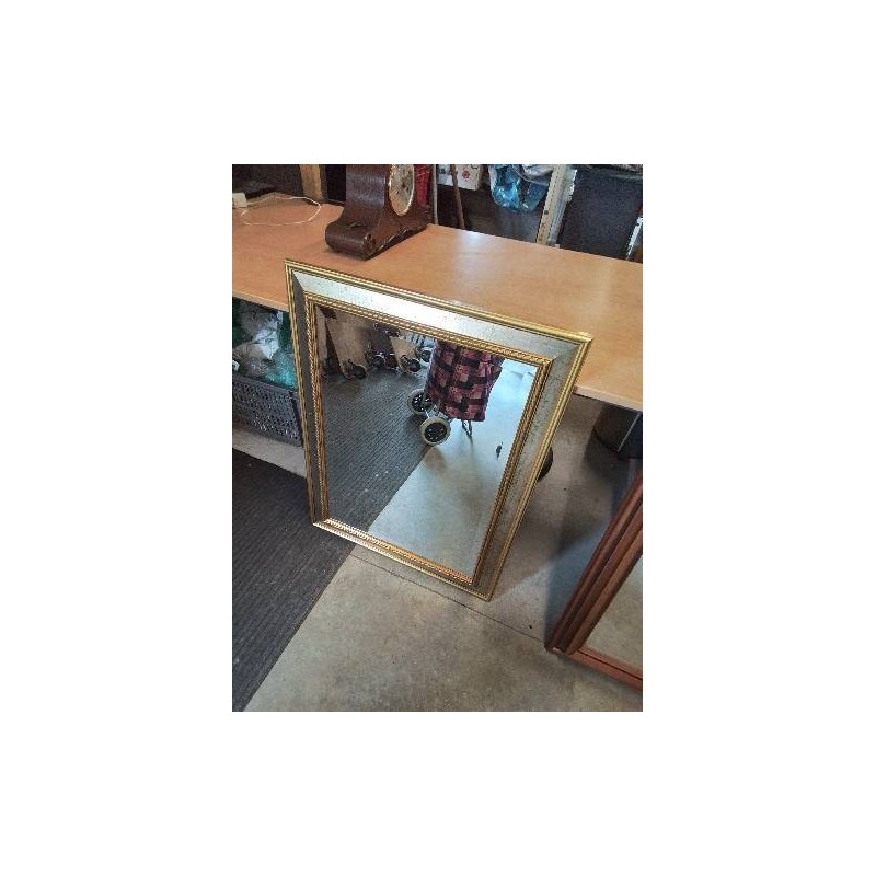 MIROIR RECTANGULAIRE DORÉ 