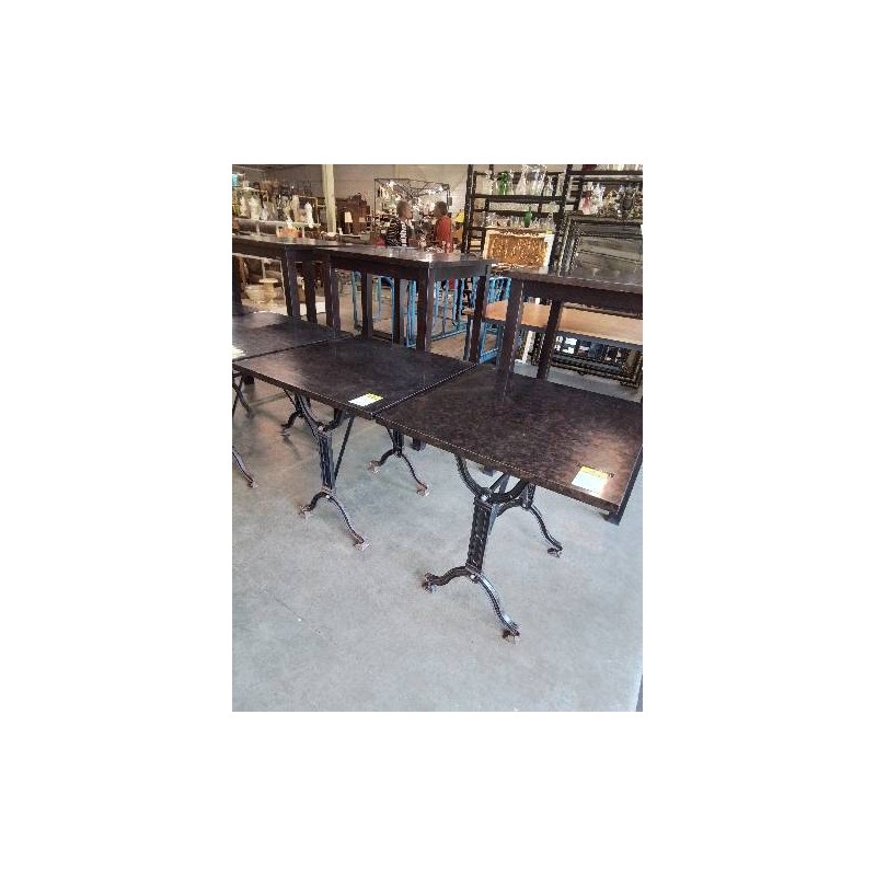 TABLE BISTROT CARRÉ PIÈTEMENT FONTE PLATEAU BOIS 