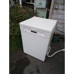 LAVE VAISSELLE MIELE