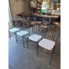 4 CHAISES CINTRÉ FER FORGÉ NOIR AVEC COUSSINS ECRU