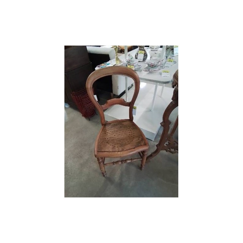CHAISE NAPOLÉON III BOIS CLAIR ASSISE PERFORÉE 