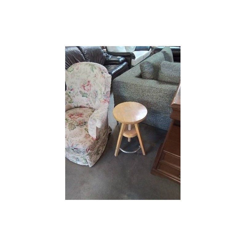 TABOURET A VIS BOIS CLAIR ET MÉTAL CHROMÉ 