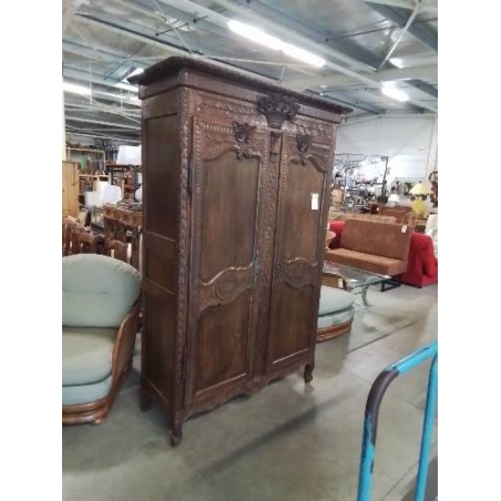 ARMOIRE DE MARIAGE CAUCHOISE CHENE SCULPTÉ AUX PANIERS 