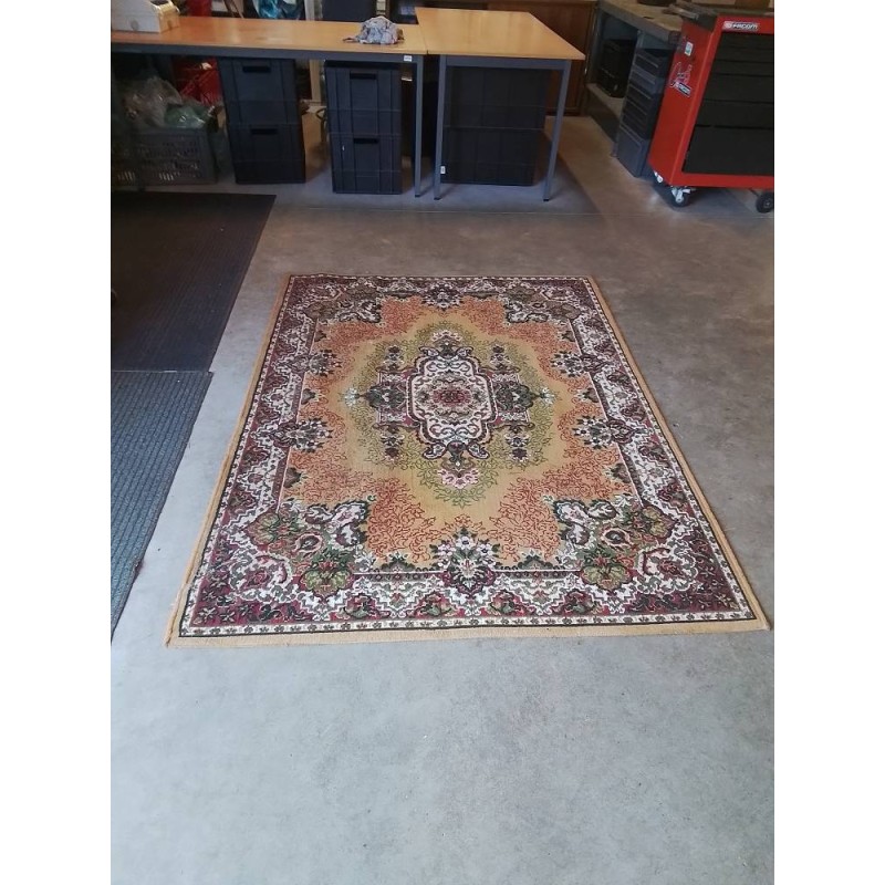 TAPIS OCRE VERT ROUGE ECRU 140X185