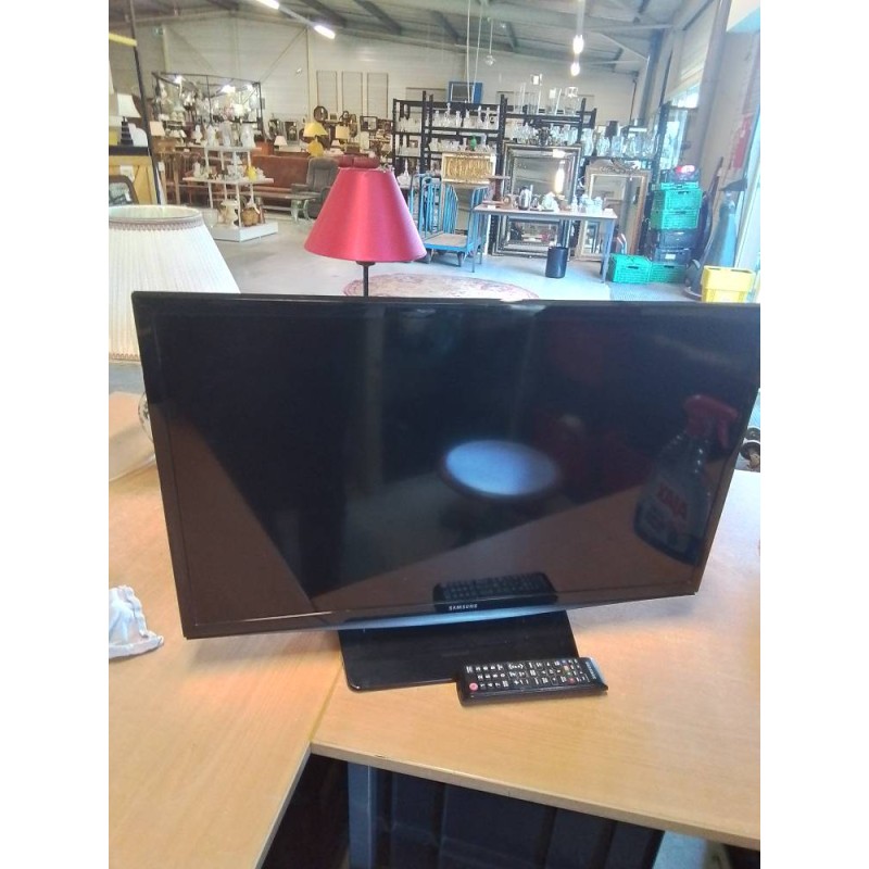 TV SAMSUNG 70CM