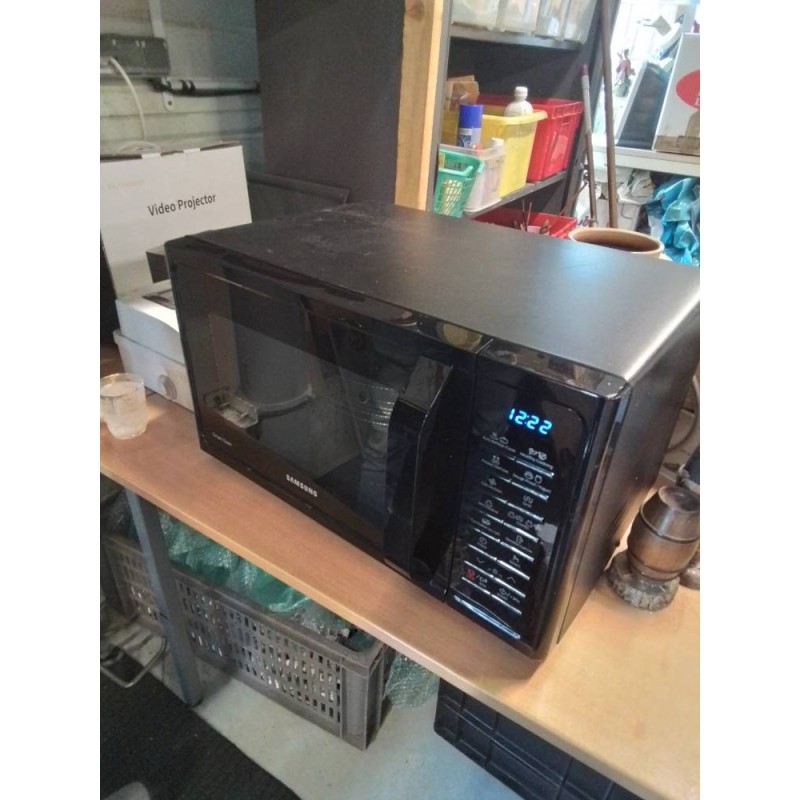 FOUR MICRO-ONDES SAMSUNG SMART OVEN MC28H50115AK