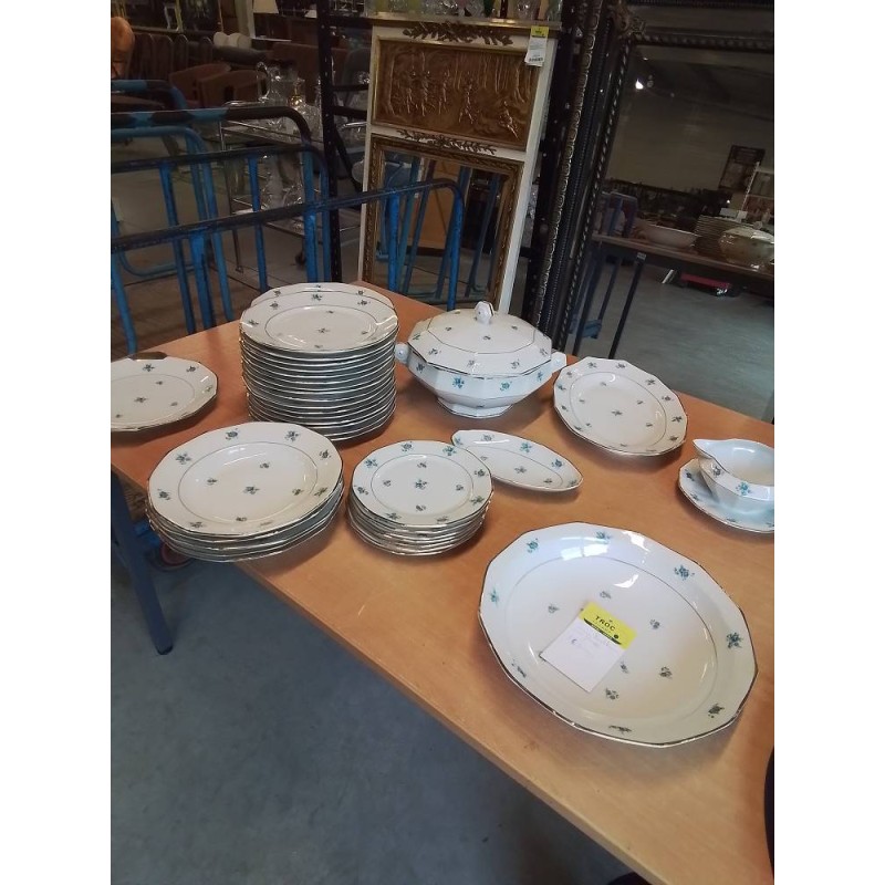 SERVICE PORCELAINE AUX FLEURS 36 PIÈCES 